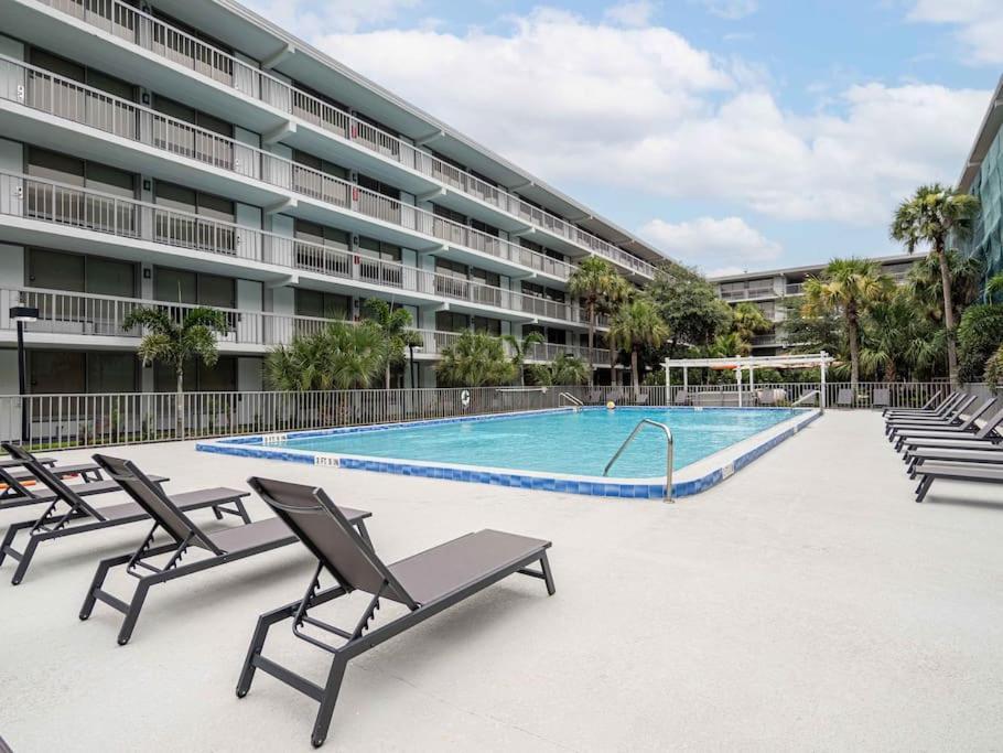 Elegant 1Br Haven In Orlando & 5 Minutes To Disney Apartment Vineland Exterior photo